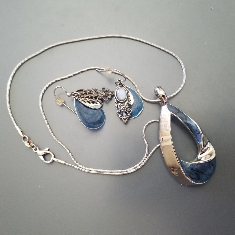 Art deco-style silverplate dangle earrings